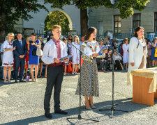 Отсутствие формы, досок почета и не только: что ждет школьников уже с 1 сентября