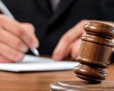 Суд стягує борг за вивезення сміття, боржникам загрожує блокування карток
