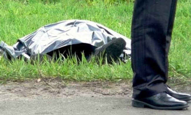 Тіло 16-річного харків'янина виявили у дворі будинку