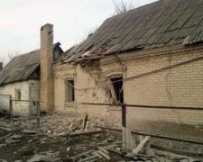У мережі показали страшні наслідки обстрілу бойовиками Мар'їнки