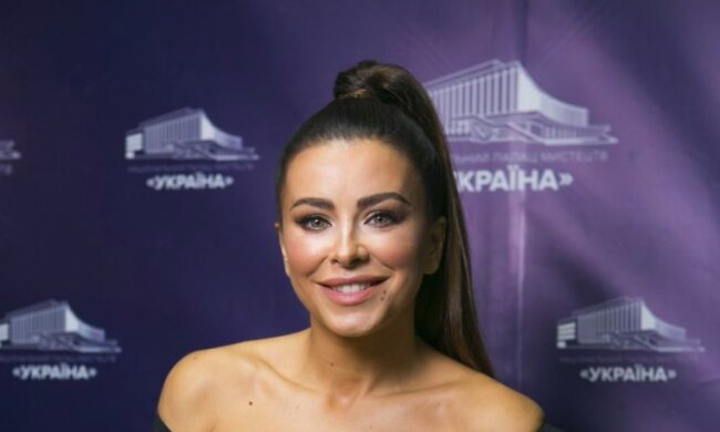 Лорак помолодела с новым возлюбленным, даже стиль изменился: "Малыха!"