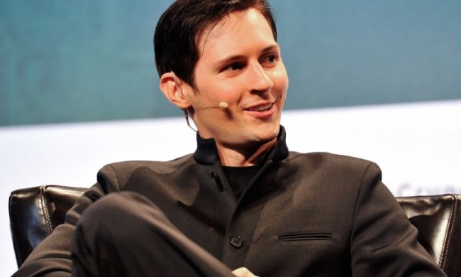 Павло Дуров звинуватив Apple у повільності