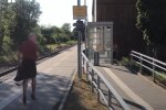 Лысый мужчинка носит юбки и шпильки, жена и шеф не против: "Вот она, власть женщин"