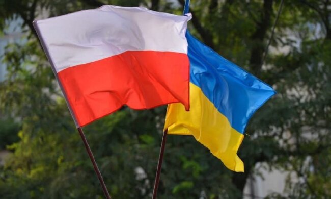 Варшава допомога українцям
