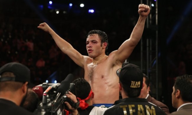 Чавес впевнений, що нокаутує Альвареса