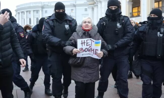 антивоєнна акція в Росії. Фото: David Frenkel