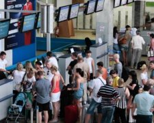 Відпочинок скасовується: відомий туроператор потрапив у черговий скандал