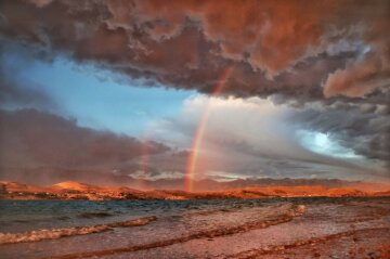 "Веселка після шторму"» Острів Паг, Хорватія Фото: Zrinka Balabanic / via WMO