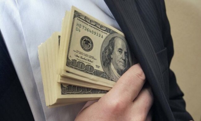 Военкома задержали за взятку в 57 тысяч гривен