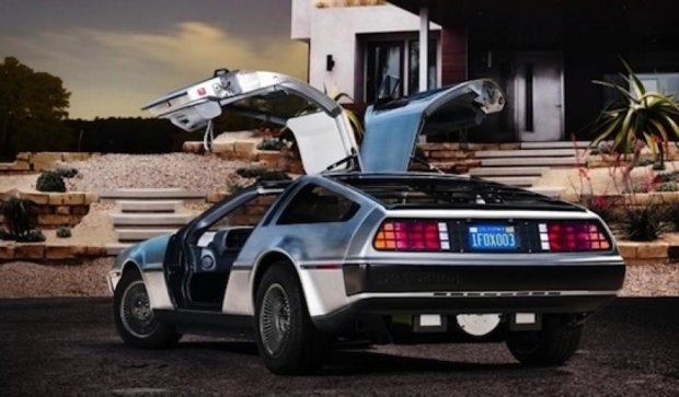 У Техасі випустять партію DeLorean з "Назад у майбутнє"