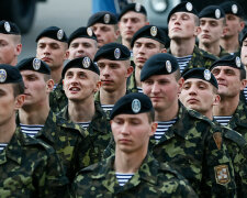 Військовим загрожує переворот від Верховної Ради: на підході сотня законопроектів, що буде з армією