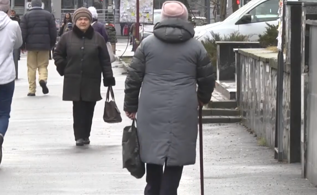 Пенсионеры. Фото: скрин youtube