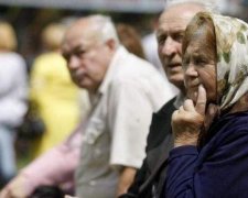 Пенсії знову перерахують: на скільки "розбагатіють" українці