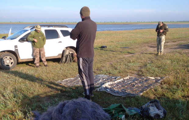 Понад 16 мільйонів гривень збитків: на Одещині затримали браконьєра просто в Нацпарку