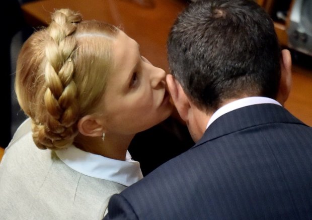 Гройсман рассказал о зажигательном танце с Тимошенко: "Считаю, что она – девочка..."