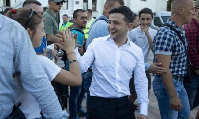 Зеленський – український Макрон: що спільного у двох харизматичних президентів