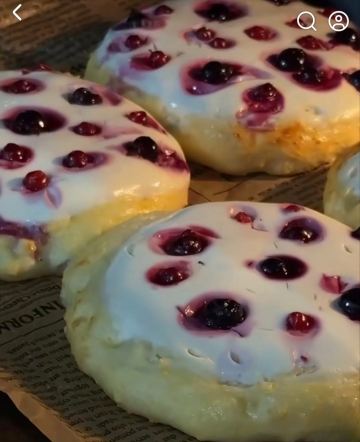 Творожные ватрушки с ягодами: фото скрин рецепта