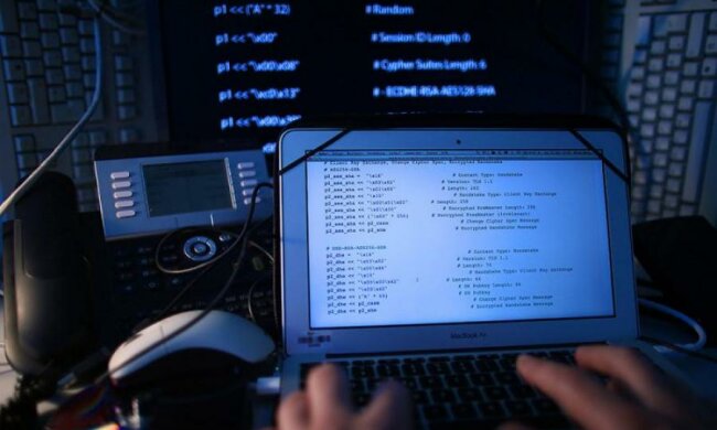 Хакери атакували українські стратегічні об'єкти