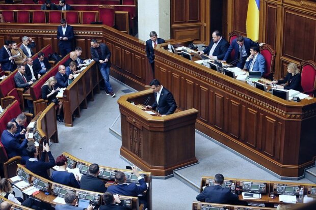 Николай Тищенко, заседание Верховной Рады