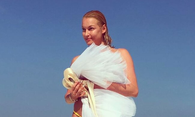 Анастасія Волочкова, instagram.com/volochkova_art/