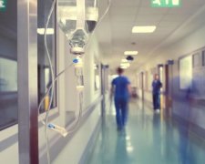 Волала від болю: медики три дні чекали смерті пацієнтки