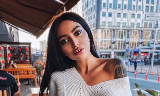 Алена Омович