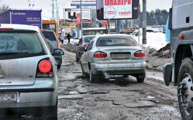 Украинские дороги уже прославились на весь мир