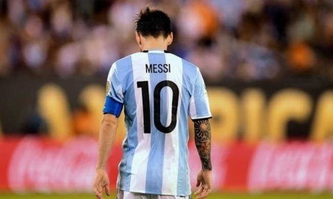 100 тысяч аргентинцев будут умолять Месси не уходить из сборной