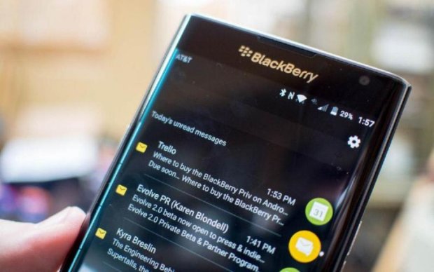 BlackBerry анонсувала 2 нових флагмана