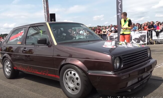 VW Golf Mk2, скріншот відео