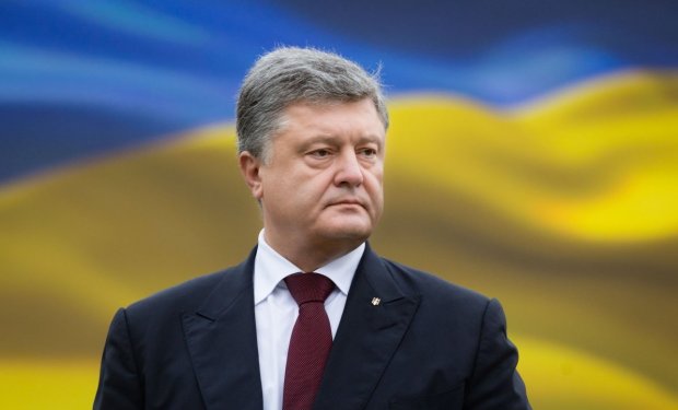 Порошенко обратился ко всем украинцам: это одна из самых масштабных катастроф в истории