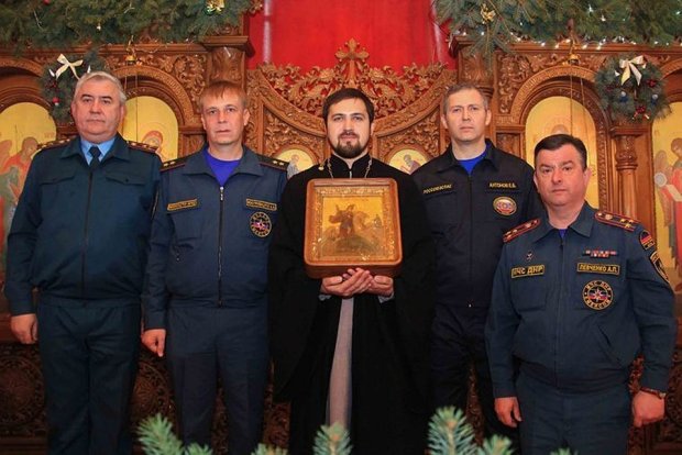 Украинские святыни пытались сплавить путинским головорезам