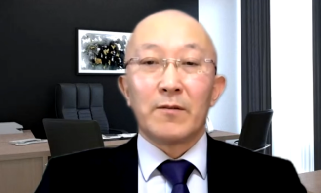 Фархад Касенов