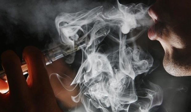 Електронні сигарети знищують клітини легенів