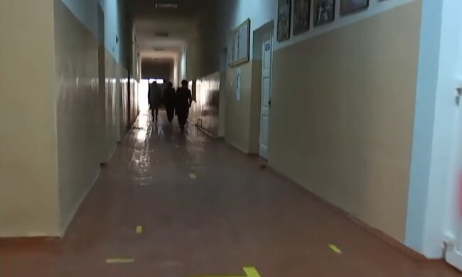 Школа, кадр з відео