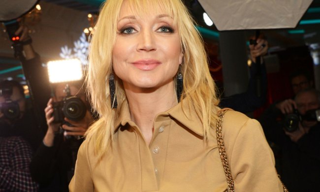 Дочь Пугачевой Орбакайте высмеяли за неудачное фото: Плющенко в очках