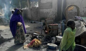 Терористи спалили 100 будинків з селянами в Нігерії