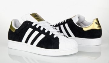 Культові кросівки adidas Originals змінили дизайн