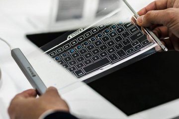 У Китаї створили першу у світі гнучку клавіатуру: функціонал вражає