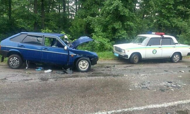ДТП на Харьковщине: один погибший, шесть пострадавших (фото)