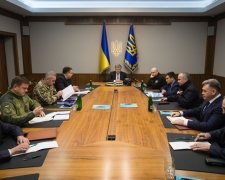 Военное положение в Украине: у Турчинова созывают экстренное заседание