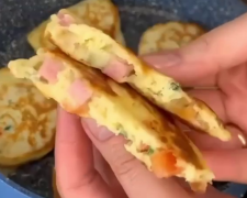 Оладки в стилі піци, кадр з відео