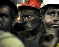 Выхода нет: украинских горняков довели до крайних мер