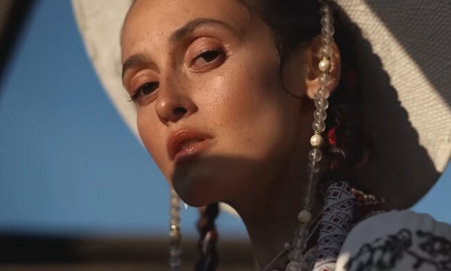 Аліна Паш, кадр із кліпу