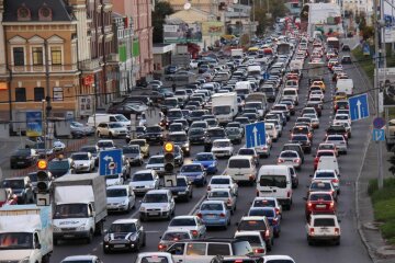 Как "освободить" Киев от адских пробок: эксперт предложил смелое решение, Кличко это не понравится