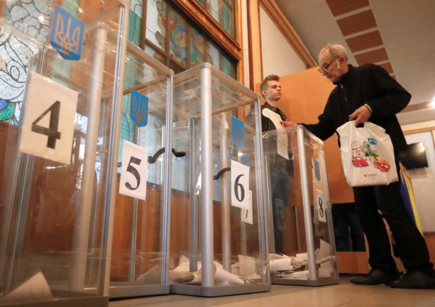 Первый тур выборов в президенты Украины 2019: обработано 61,15% голосов