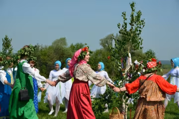 Троица 2019: обряды, приметы и обычаи праздника
