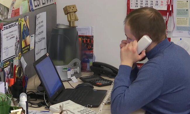 Работодатели задолжали миллионы своим работникам: как люди смогли получить зарплаты