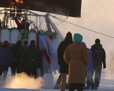Росіянина відправили в небо з іконою на 50 годин