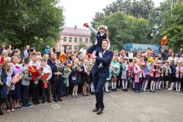 День знаний 2019: красивые поздравления в стихах